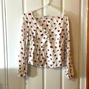 Beautiful Hollister long sleeve flowers shirt